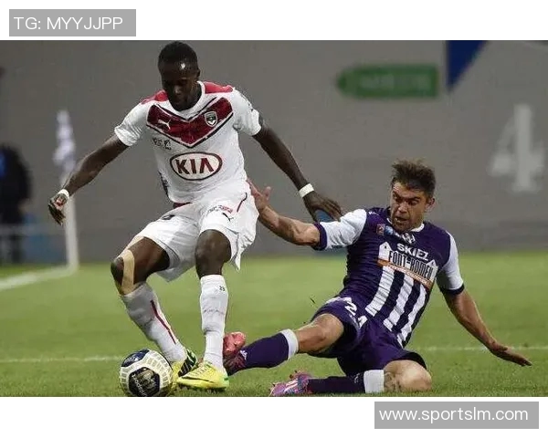 德国与荷兰足球魔方对决解析精彩瞬间与战术博弈 德国与荷兰足球魔方对决解析精彩瞬间与战术博弈